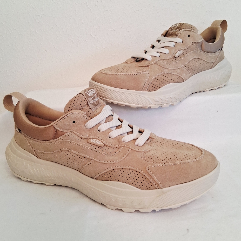Vans MTE Ultrarange Neo Vr3 Skate Hiking Cornstalk